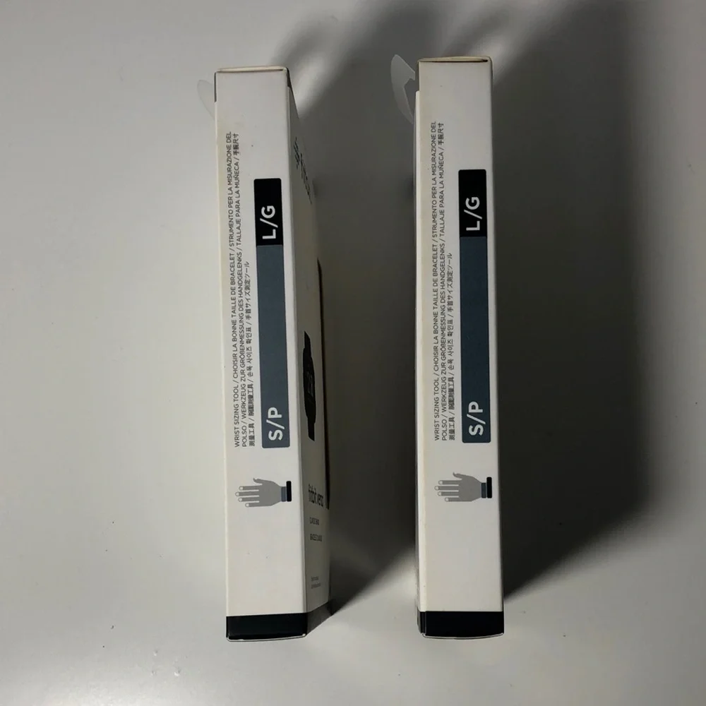 NWT Two New Unisex Fitbit Versa Classic Soft Silicone Bands in White, Size Large